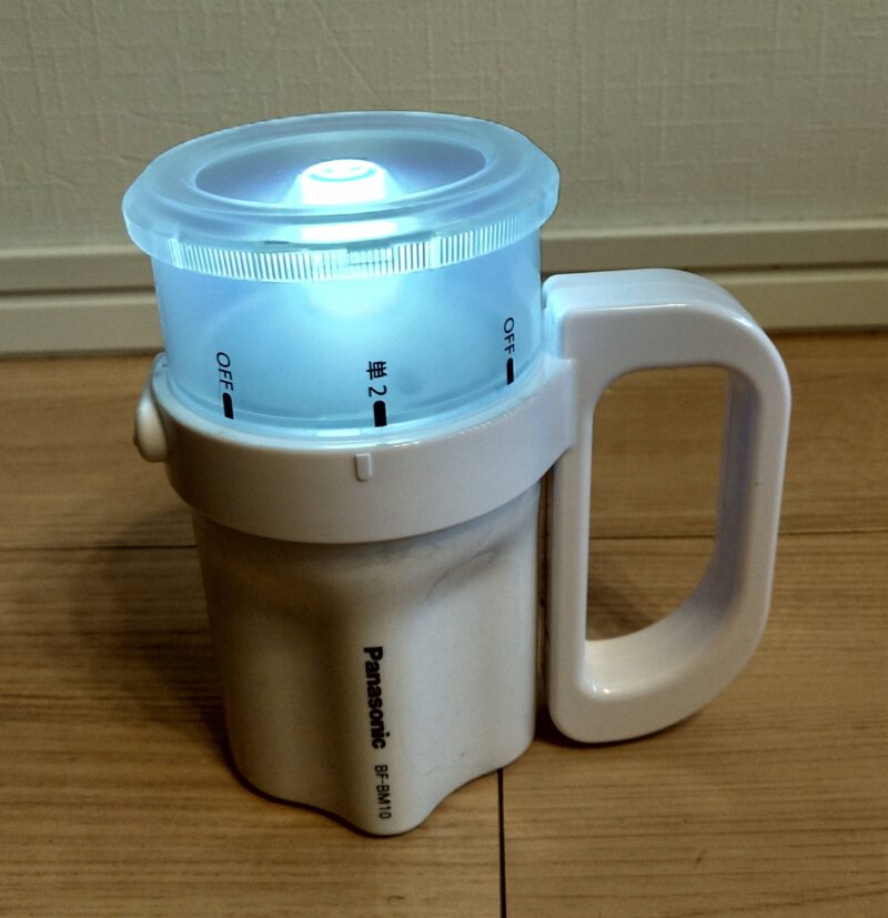 パナソニック 電池がどれでもライト
