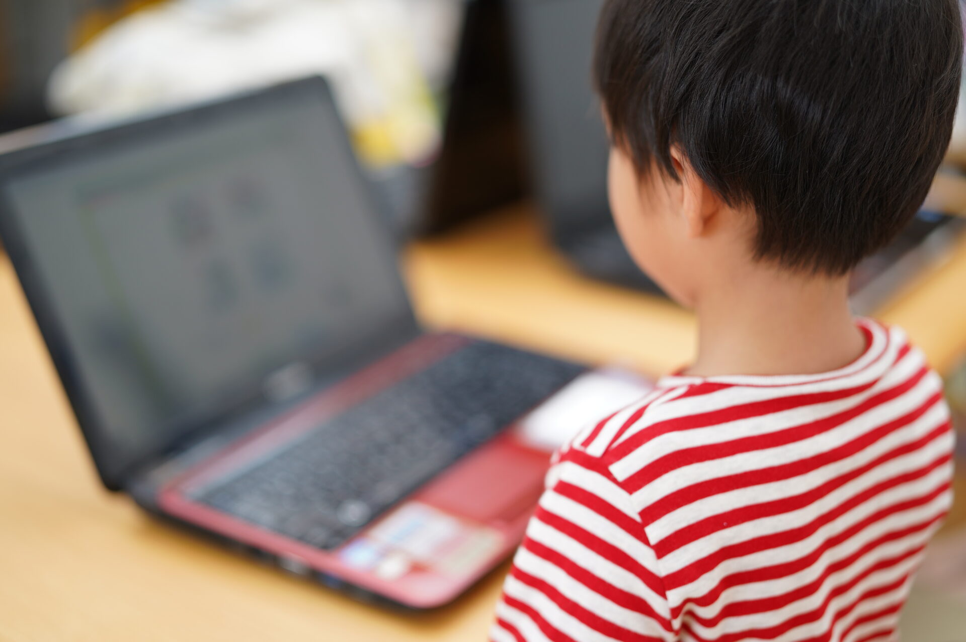 プログラミング教室 オンライン 小学生　子供